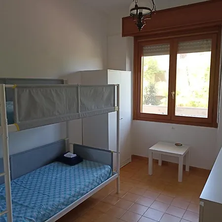 Apartment Per 4 Persone Al Poetto Di