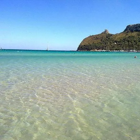 Per 4 Persone Al Poetto Di Cagliari