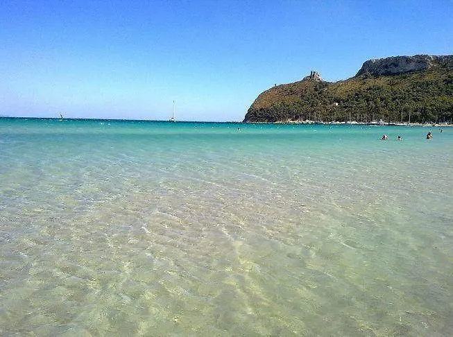 Per 4 Persone Al Poetto Di كالياري